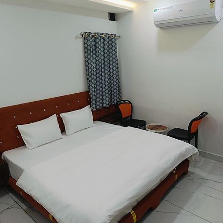 Hotel Shree Kedar Palace Ujjain Εξωτερικό φωτογραφία