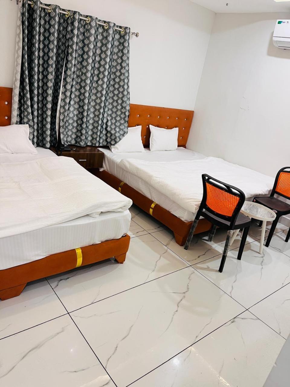 Hotel Shree Kedar Palace Ujjain Δωμάτιο φωτογραφία