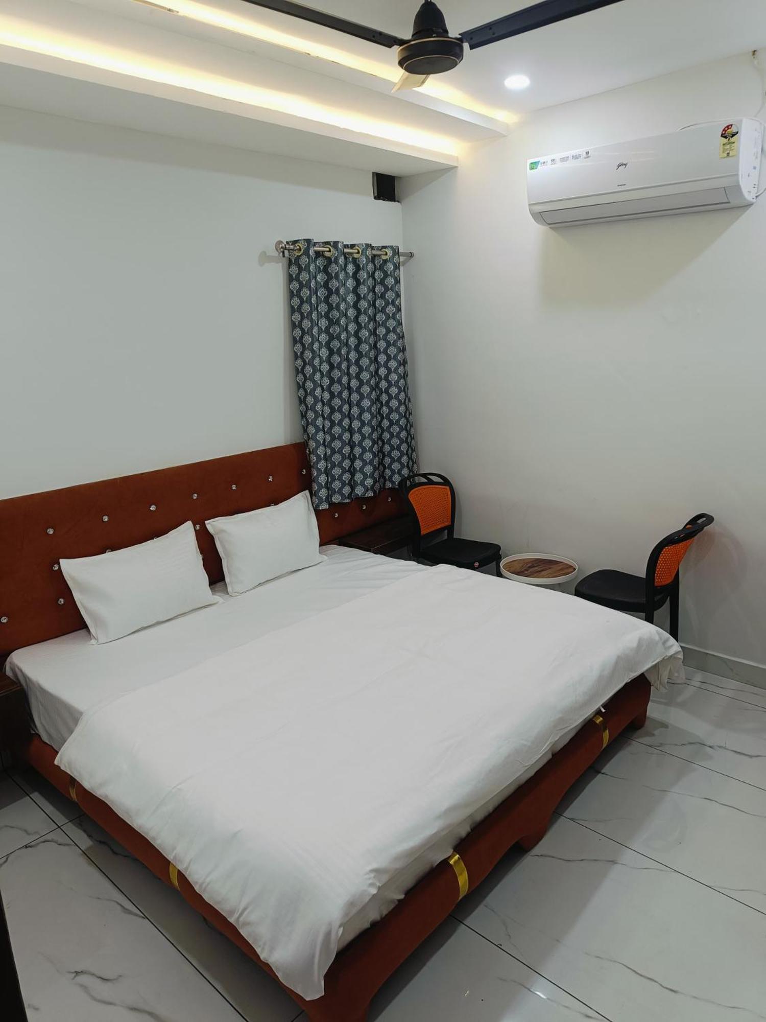 Hotel Shree Kedar Palace Ujjain Εξωτερικό φωτογραφία
